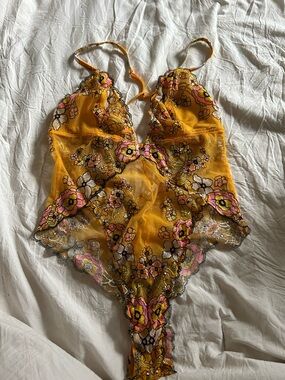 Savage X Fenty Yellow Floral Lace Bodysuit